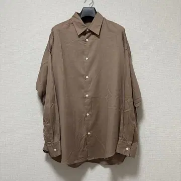 [ 새상품급 ] 엔할리우드 컴파일 라인 빅 셔츠 베이지 38