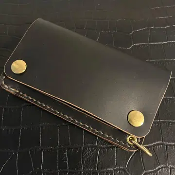 트래커 월렛 미들