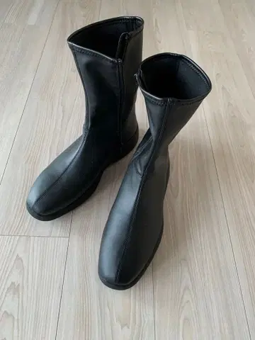 미사용! 블랙 숏부츠 지퍼 포함