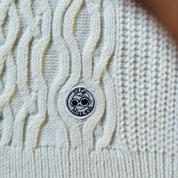 에디짱 케이블 짜임 니트 베스트