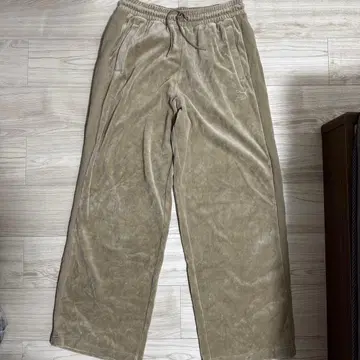 PUMA 스웨이드 느낌 와이드 팬츠 베이지 사이즈 L