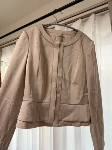 ANAYI 38사이즈 노카라 페플럼 자켓 베이지