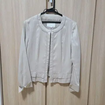 베이지 자켓 스커트 세트 40