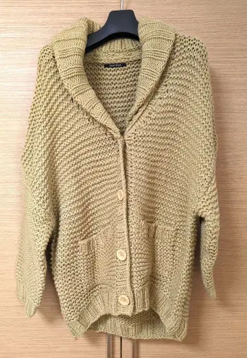 원웨이 oneway 숄카라 가디건 M 사이즈 (미사용 새상품)