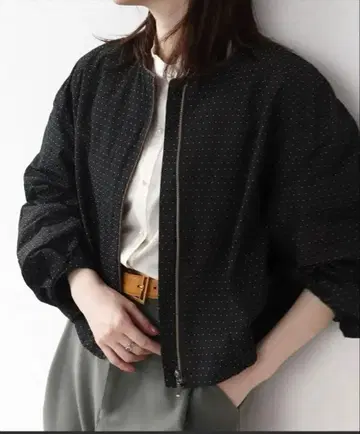 [ Jines ] 메모리 자카드 노카라 형태 블루종 브라운