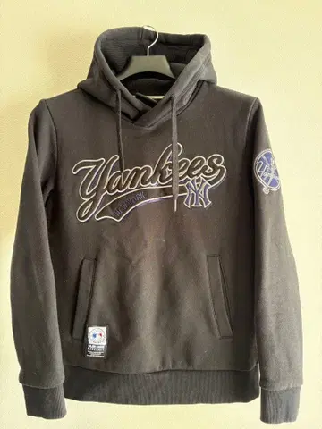 [ 새상품급 ] MLB 뉴욕 양키스 후드티 로고 자수 두꺼운 원단
