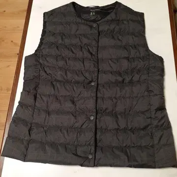 유니클로 울트라 라이트 다운 베스트