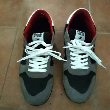 Atlantic Stars 스니커즈 그레이/블랙/레드