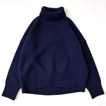 뮤즈 두 두지엠 클라세 캐시미어 터틀넥 풀오버