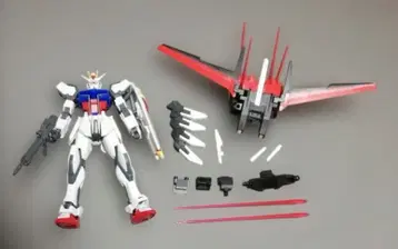 반다이 EG 에일 스트라이크 건담