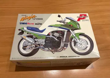 [레어] Ninja GPZ900R 프라모델 TUKIGI Racing