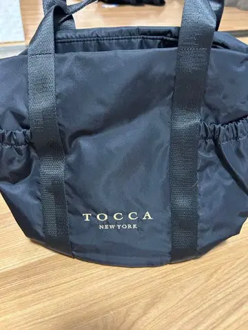 TOCCA 블랙 토트백