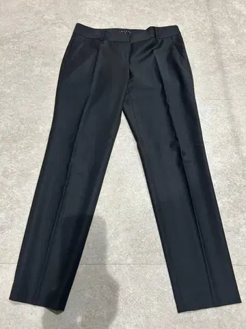 theory 블랙 슬랙스 사이즈 4