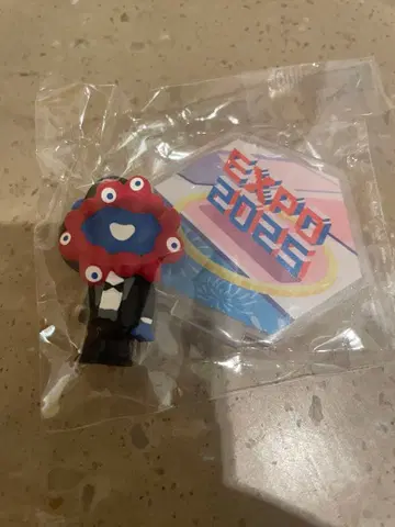 간사이 만박 미야쿠미야쿠 피규어 컬렉션 오사카 간사이 만박 턱시도