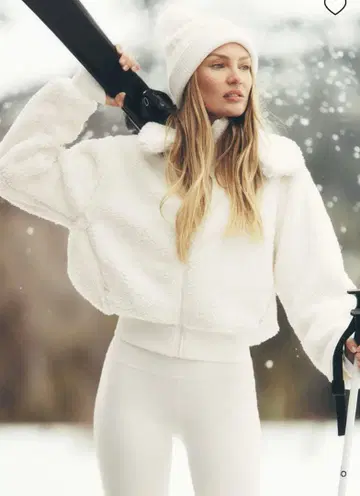 택 포함 새상품 alo yoga 플리스 자켓 화이트 S