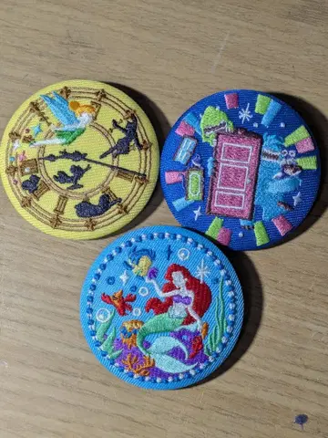 디즈니 자수 캔 배지