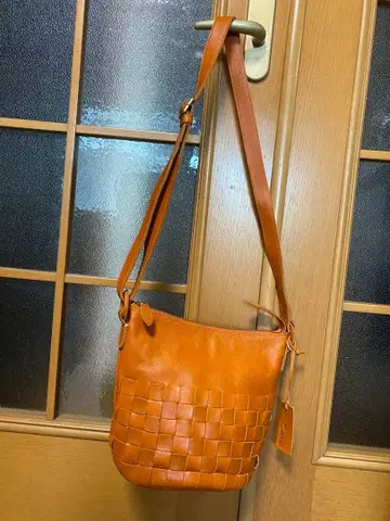 M* Atlanta 오렌지 가죽 숄더백