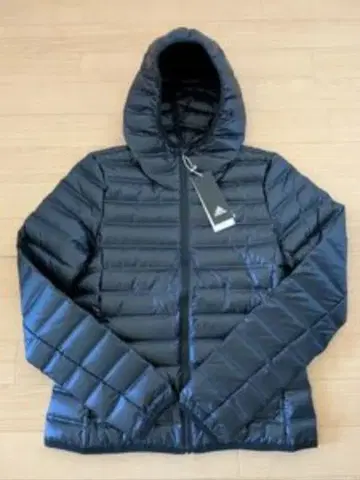 미사용 새상품 adidas 다운 자켓 BQ1968 블랙 M