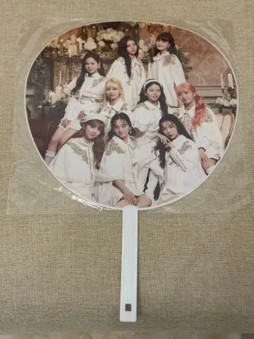 NiziU Burn it Up 2022 부채 단체