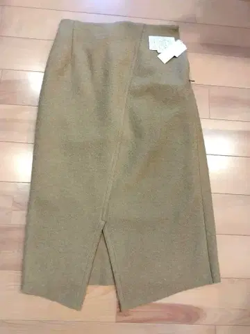 그레디 브릴리언트 타이트 스커트