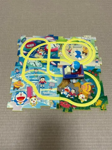 도라에몽 패널로 타임머신