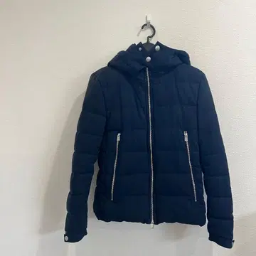 Retro Engine 네이비 후드 부착 다운 자켓