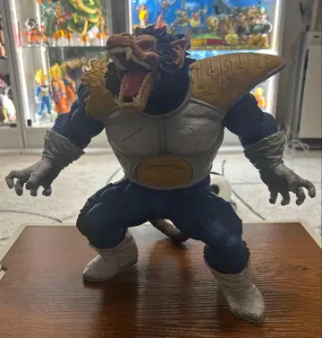 드래곤볼 거대 원숭이 베지터 피규어 라스트 원