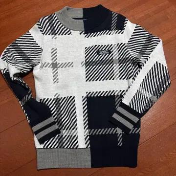 골프웨어 TOMMY HILFIGER 체크 무늬 긴팔 니트