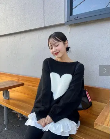 [ 미사용 ] mystic 자카드 하트 니트