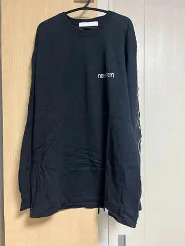 네온사인 셔츠 긴팔