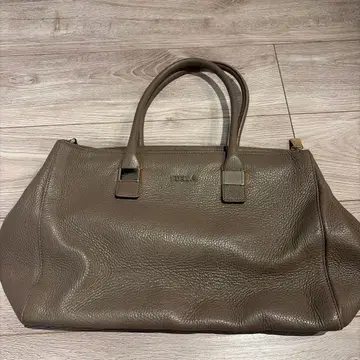 FURLA 브라운 가죽 숄더백
