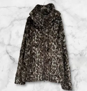 [ 새상품급 ] 토네이도 마트 플리스 자켓 레오파드 퍼 자켓 L