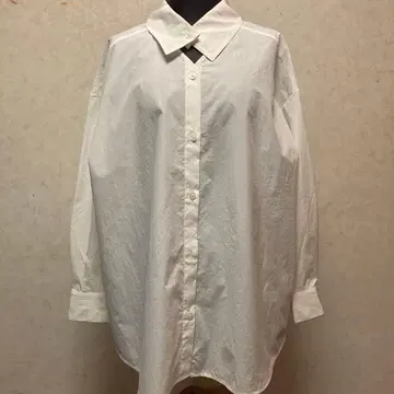 화이트 오버사이즈 셔츠
