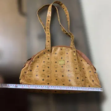 다이아몬드 패턴 가죽 보스턴 백 MCM N1819