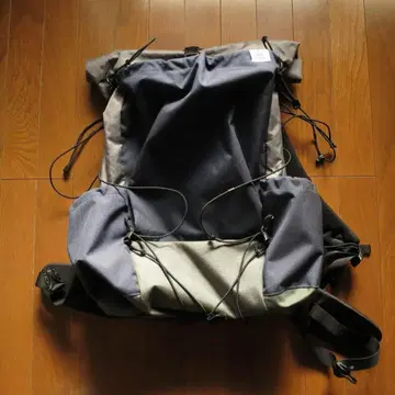 if you have 'hug' navy 힙 벨트 포함