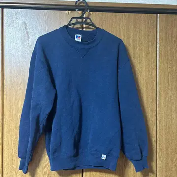 RUSSELL ATHLETIC 네이비 맨투맨 M 사이즈