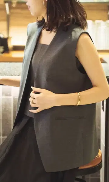 미사용.새상품 [ Plage ] 그레이 베스트