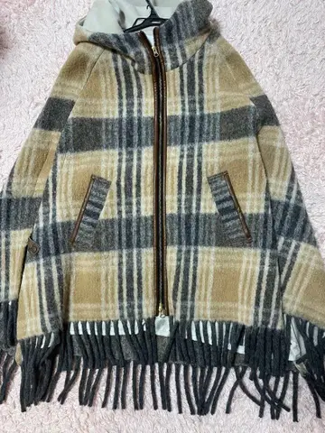 프린지 장식 판초 케이프 코트