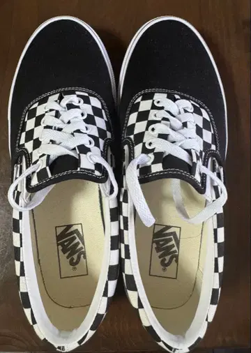 VANS 체커 패턴 스니커즈