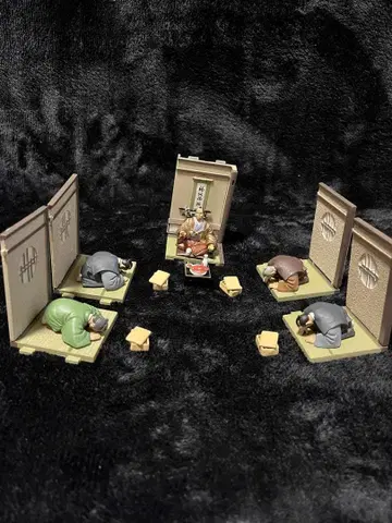 일본의 전통 문화 피규어 세트