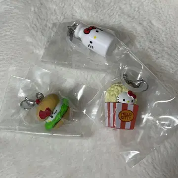 헬로키티 아메리칸 디자인 메지루시 액세서리