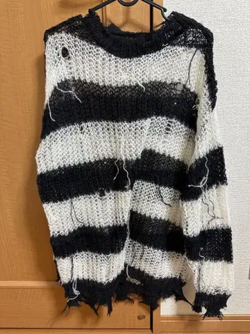 스트라이프 니트 스웨터 미사용 택 포함