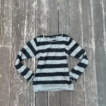 ifsixwasnine 블랙 그레이 보더 니트 y2k 시크 스타일