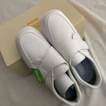 [ 24.5 ] 미사용 새상품 MIDORI MEDICAL 간호사 간호화