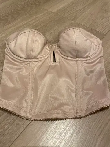 트리트 드레싱 브라이덜 이너 c70