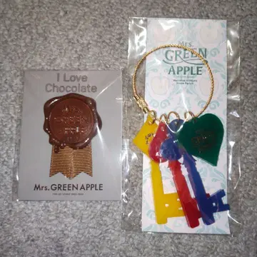 Mrs. GREEN APPLE 팝업 스토어 키링 브로치
