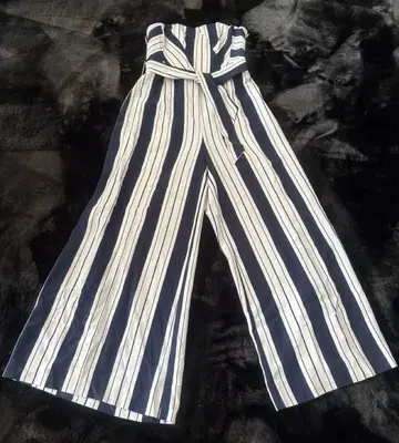 스트라이프 오프숄더 살로펫 M 사이즈 네이비 H&M