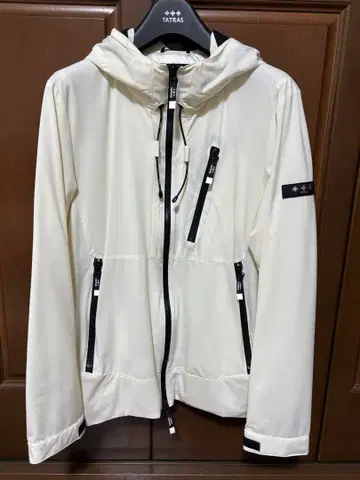 [ BEAMS 별주 ] TATRAS / 나일론 자켓 03 화이트 남성용