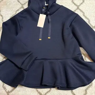 앤드 셰림 택 포함 새상품 페플럼 후드티