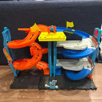 핫휠 슬로프 트랙 핫휠 1대 포함